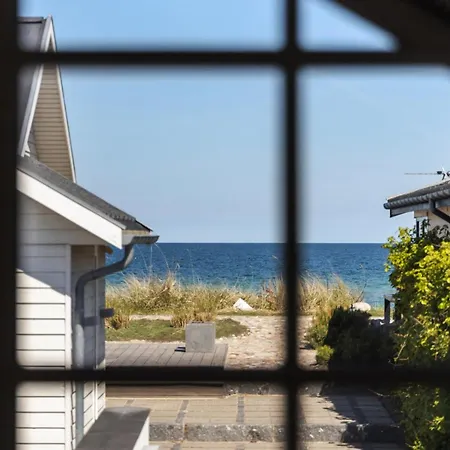 2 Bedroom Cozy In بيت للعطل