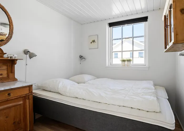 Feriehus 2 Bedroom Cozy In *